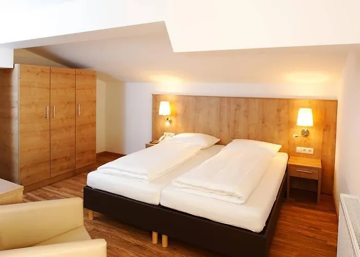 Familien & Wohlfuhlhotel Johanneshof Hotel 3*
